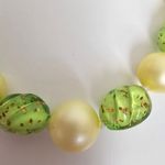 Vintage Yellow Plastic Pearl Green Glitter Lucite Bead Necklace Photo 3