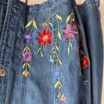 Bobbie & Brooks Bobbie Brooks denim Jean button up jacket floral embroidered size large Photo 1