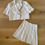 ZARA - Cropped Short Sleeve Blazer Top & Pleated Shorts in Grayish Beige Photo 0
