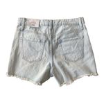Ymi  High Rise Mom Fit Shorts Distressed Denim‎ 100% Cotton Light Wash
Size 3/26 Photo 1