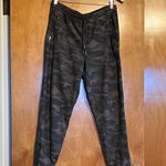 Z Supply Camouflage Joggers Photo 0