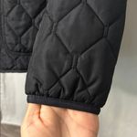 Eddie Bauer  Quilted Jacket - Black | Size L| Lightweight & Functional Photo 3