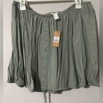 Streetwear Society 🫒nwt  off the shoulder top Photo 0