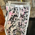 Women's Floral Pajama Pants Photo 1