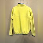 Patagonia yellow fleece with green details Photo 2