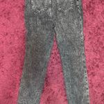Time & Tru  Jeans Photo 1