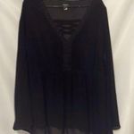 Torrid WO SIZE 2(18/20)Black V-Neck FLOWY lined Blouse with Lace Detail EUC Photo 0