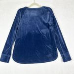 Lilly Pulitzer  Luxletic Blythe Velour Pullover Size Medium Navy Thumbholes Photo 1