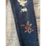 One 5 One  Cross Stitch Embroidered Floral Distressed Cropped Jeans Size 14 Photo 5