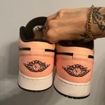 Air Jordan 1 Low GS ‘Crimson Tint’ Photo 3