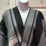 Woolrich  Black & White Soft Poncho Wrap One Size Photo 2