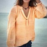 Sundance soft light peach top Photo 1