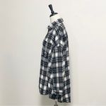 Boohoo Black White Plaid Flannel Hi Lo Long Sleeve Oversized Button Down NWT 6 Photo 3