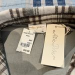 Allie Rose  women's L pocketed collard long sleeve shacket NWT Photo 6
