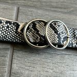 Snake print double circle belt Black Photo 1