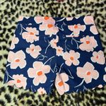 Isaac Mizrahi NWT  Floral Scalloped Hem Shorts 12 Photo 4