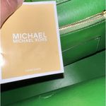 Michael Kors Michael 
MEREDITH EAST WEST BONDED SHOULDER BAG Photo 12