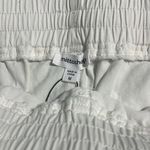 Mittoshop White Shorts Photo 4