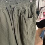 Columbia  Men's Olive Cargo Pants Photo 2
