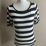 NWT NY&C short sleeve sweater medium Black Photo 0