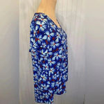 LuLaRoe NWT  Blue Floral Top Sz S/XS US 4 Short Sleeve Classic T Shirt Blouse Photo 4