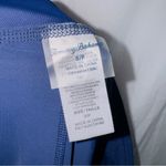 Tommy Bahama Women's  Blue Mid Rise Cropped Athletic Leggings size small Photo 3