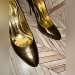 Antonio Melani  Shoes Gold Black Shimmery Leather Heels Pumps Size 9 Photo 2
