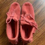 Minnetonka ‎ perforated leather fringe booties size 6.5 Photo 9