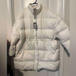 DKNY OVERSIZED PUFFER JACKET WITH SLEEVE - WHITE size XL Photo 4