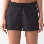 Lululemon on the fly short Photo 0