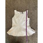Kensie White Eyelet Peplum Sleeveless Top Size M Photo 4