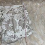 Miss Me  Vintage Floral Linen Rayon Blend Cargo Shorts Size Small Photo 5