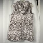 UGG Koolaburra by  Grey and White Sherpa Hooded Vest in Dove Geo XS Photo 2