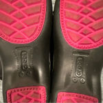 Crocs  WOMENS SNOW BOOTS
SIZE 6W WEAR ONES VERY GOOD
CONDITION BLACK Photo 6