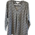 Madison Grey L Satin Top Long Sleeve VNeck Flowy Black/Ivory Floral Print Black Size L Photo 0