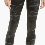 Nike One Dri-Fit Dark Smoke Grey White Camo Print Mid Rise Ankle Leggings Size S Photo 0