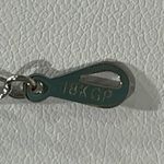 White 18k gold plated‎ entwined clover necklace Photo 3