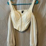 Windsor  top Photo 0