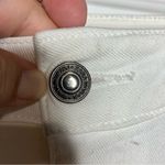 ZARA โ Woman high rise straight leg jeans off white distressed size 02 Photo 1