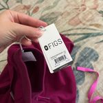 FIGS  Boston Slim Jogger Scrub Pant Photo 5