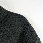 Tommy Hilfiger TOMMY JEANS Women's Black 1/4 Snap Sherpa Cropped Pullover NWT in Large Photo 4