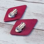 Vintage Clip On Earrings Photo 0