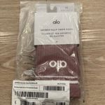 Alo Yoga Unisex Half-Crew Throwback Sock - Smoky Quartz Photo 2