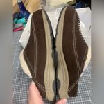 Easy Spirit  size 7 travelwind brown taupe suede slip-ons Photo 7