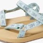 L.L.Bean New 10 Women's Maine Isle Four-Point Sandals, Sara Fitz Print Nylon Photo 0
