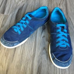 Clarks cushion soft suede lace up sneakers Shoes Womens Size 9M Photo 0