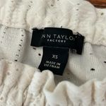 Ann Taylor Eyelet Ivory Smocked Neck Puffed Sleeve Blouse Size XS balloon sleeve Photo 4