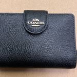 Coach Medium Corner Zip Wallet 6390 Photo 0