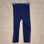 Nike  pro dri fit leggings small capri blue active leggings for performance Photo 1