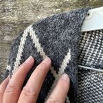 LA VIE 89 size S/M Grey diamond pattern long length cardigan, Gray Size M Photo 6